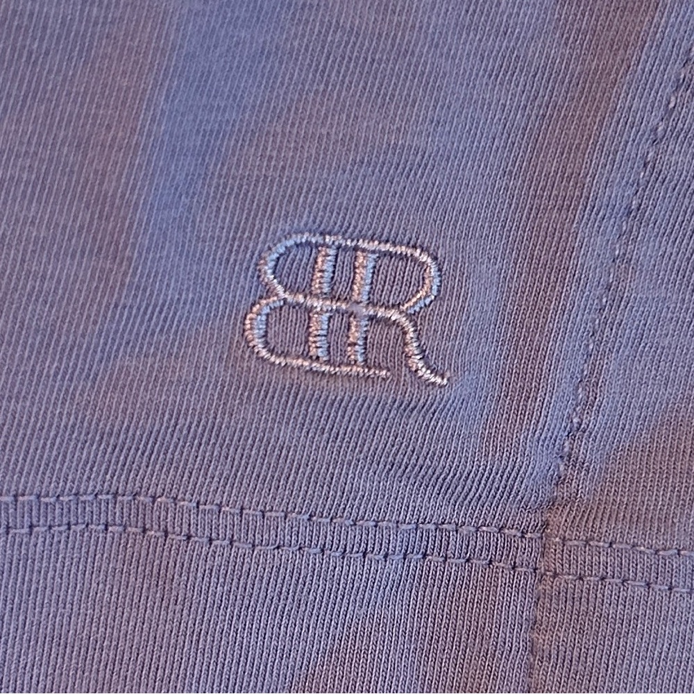Banana Republic Light Purple V-Neck Tee - Picture 2 of 3